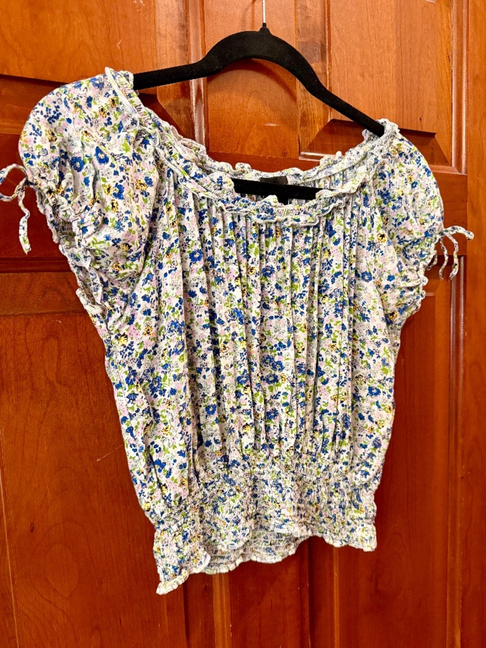 ⚡️ Wet Seal Ditsy Floral Smocked Crop Top / Milkmaid Blouse Size M ⚡️